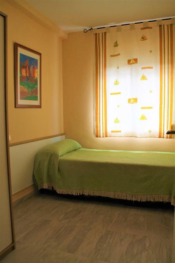 Апартаменты Apartamento Naranja Фуэнхирола Экстерьер фото